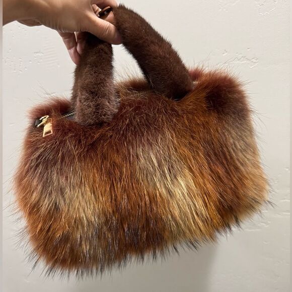 Brown Gradient Real Raccoon Fur & Fur Handles Satchel Bag/Crossbody - Picture 11 of 17